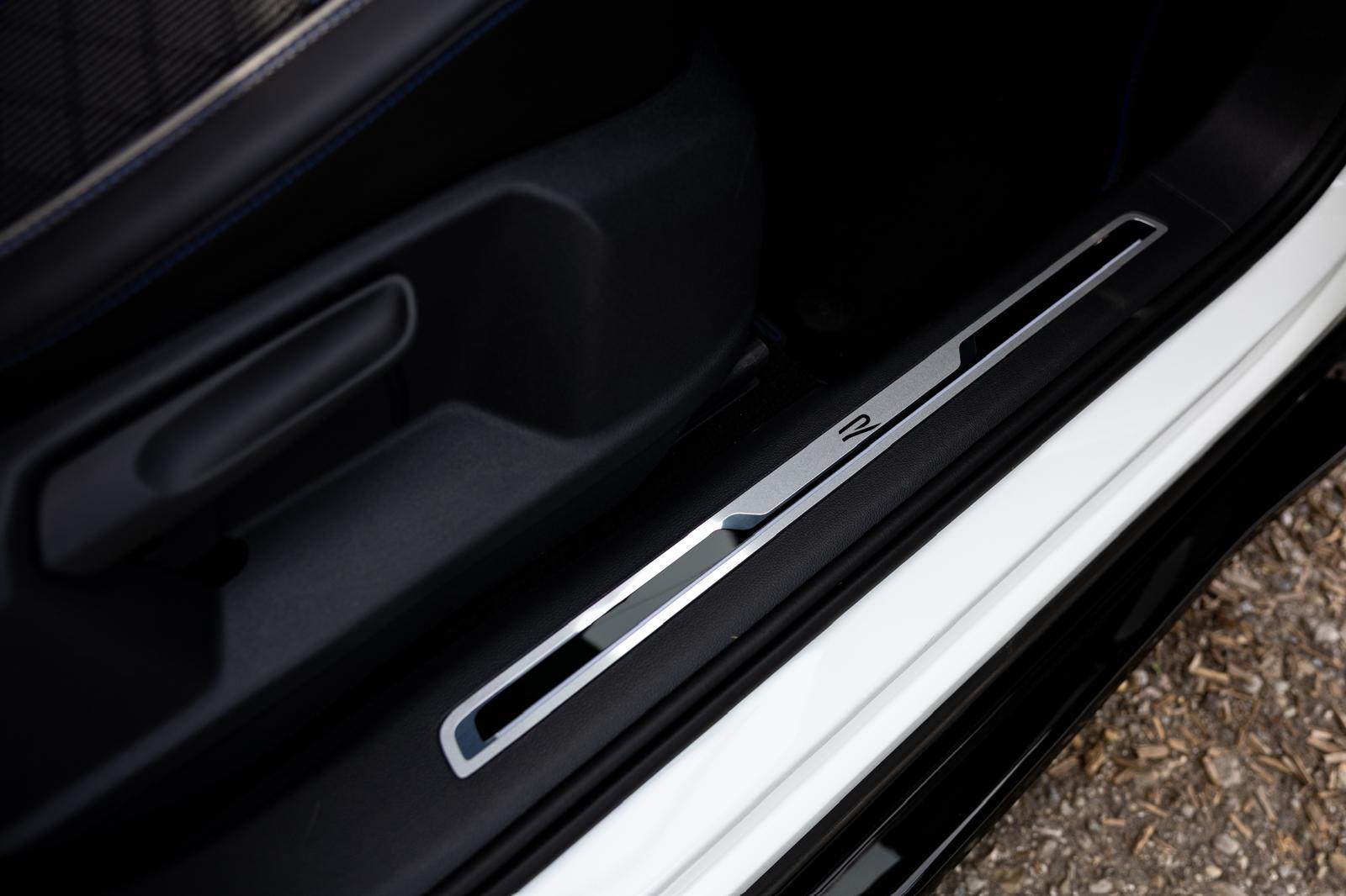 Volkswagen Tiguan 2.0 TSI OPF DSG 4MOTION R/Black Style