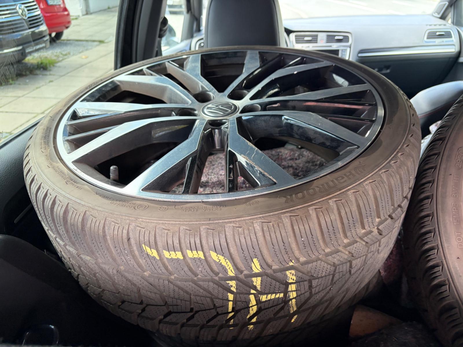 Volkswagen Golf VII Lim. GTI Performance/LEDER/ACC/DAB/VOLL