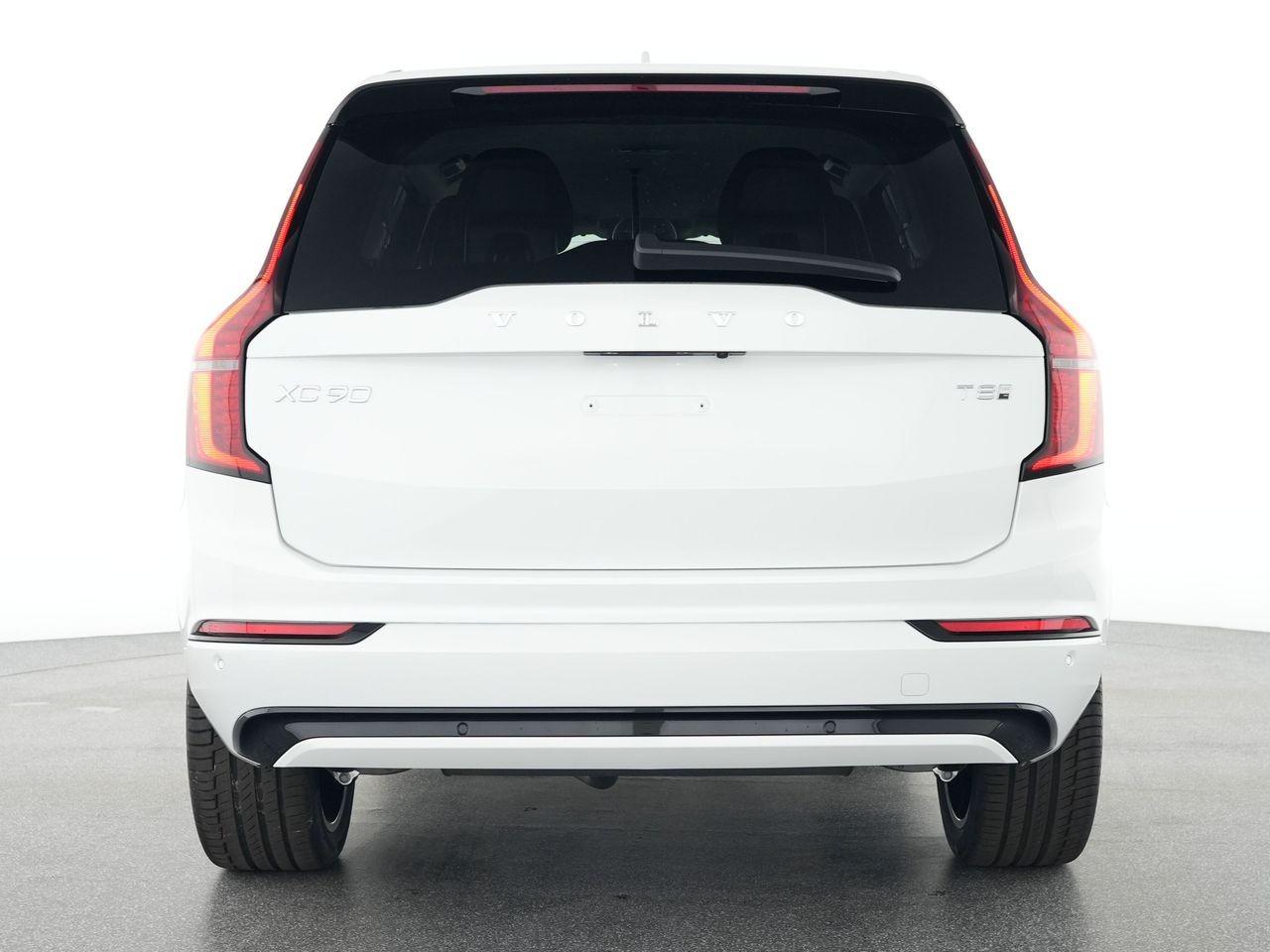 Volvo XC90 T8 Plus Dark Recharge Plug-In Hybrid AWD