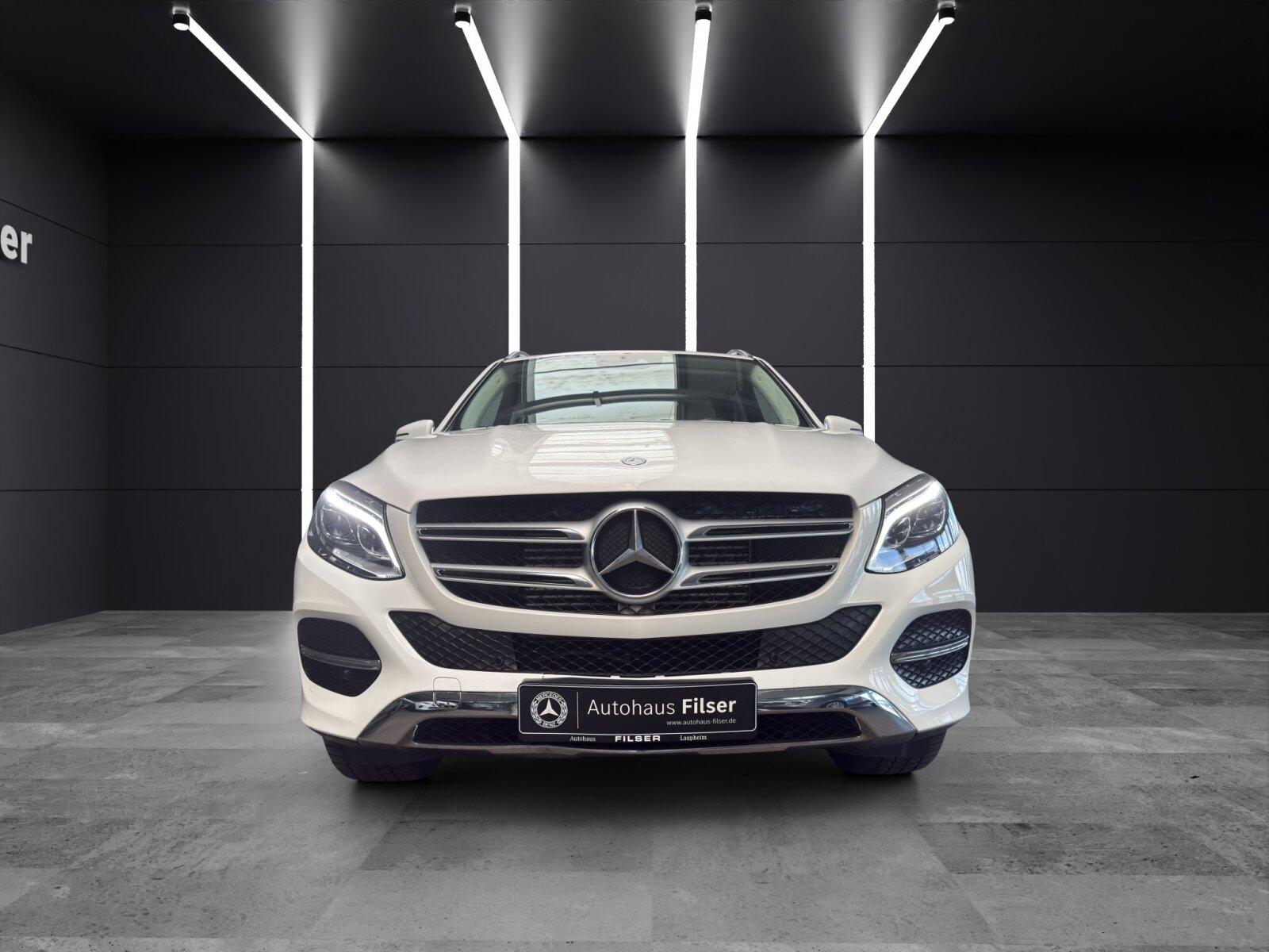 Mercedes-Benz GLE 350d*4MATIC*COMAND*AHK* Standheizung*LED*RFK