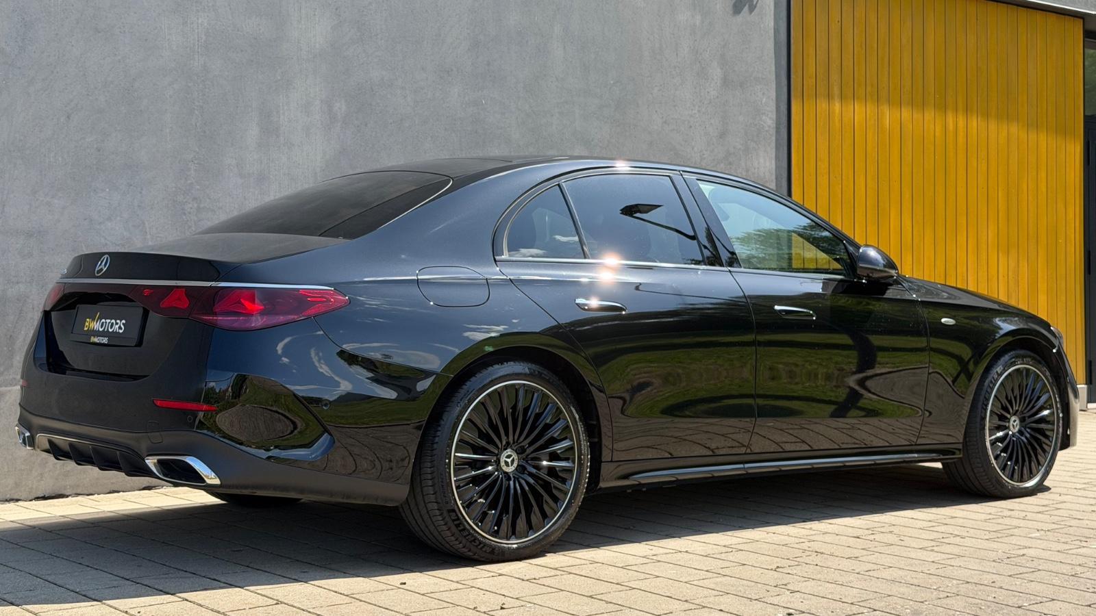Mercedes-Benz E 300 de AMG Line Premium|Superscreen|Night|Burm