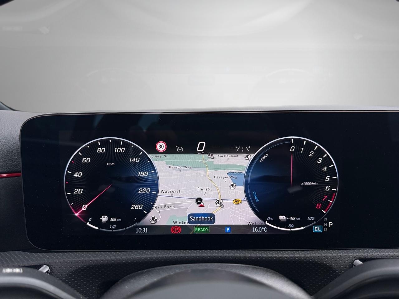 Mercedes-Benz A 250 e AMG Burmester AC-Laden Multibeam Kamera