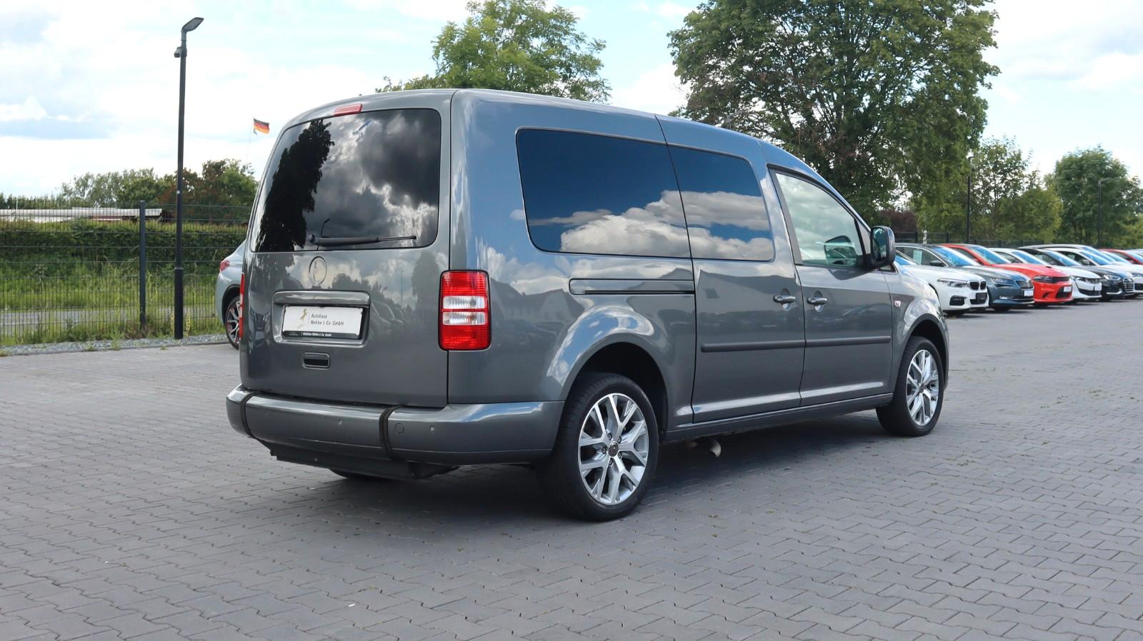 Volkswagen Caddy 1.6 TDI DSG Rollstuhlrampe R.Cam StandHz.