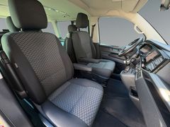 Fahrzeugabbildung Volkswagen T6.1 Multivan DSG Navi Sitzh ACC R.Cam 3xKlima