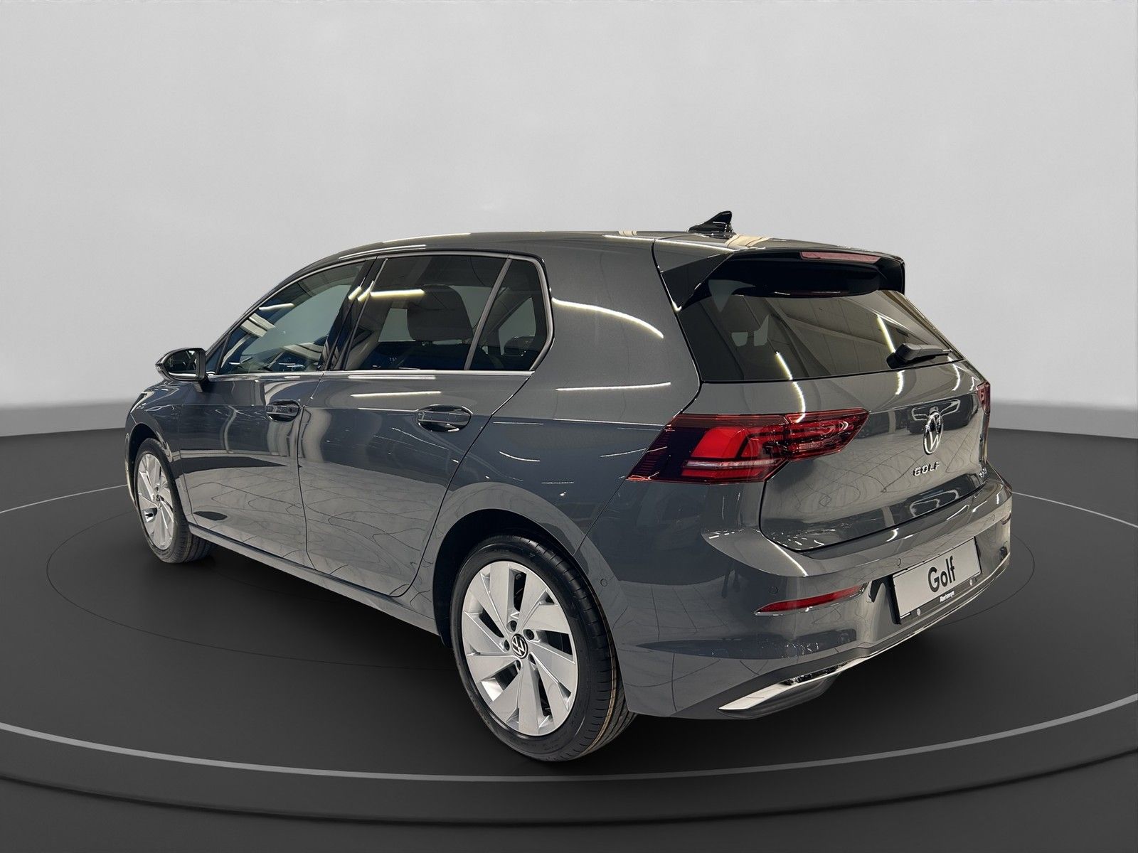 Volkswagen Golf VIII 1.5 eTSI Style DSG AHK NAVI LED KLIMA foto 2