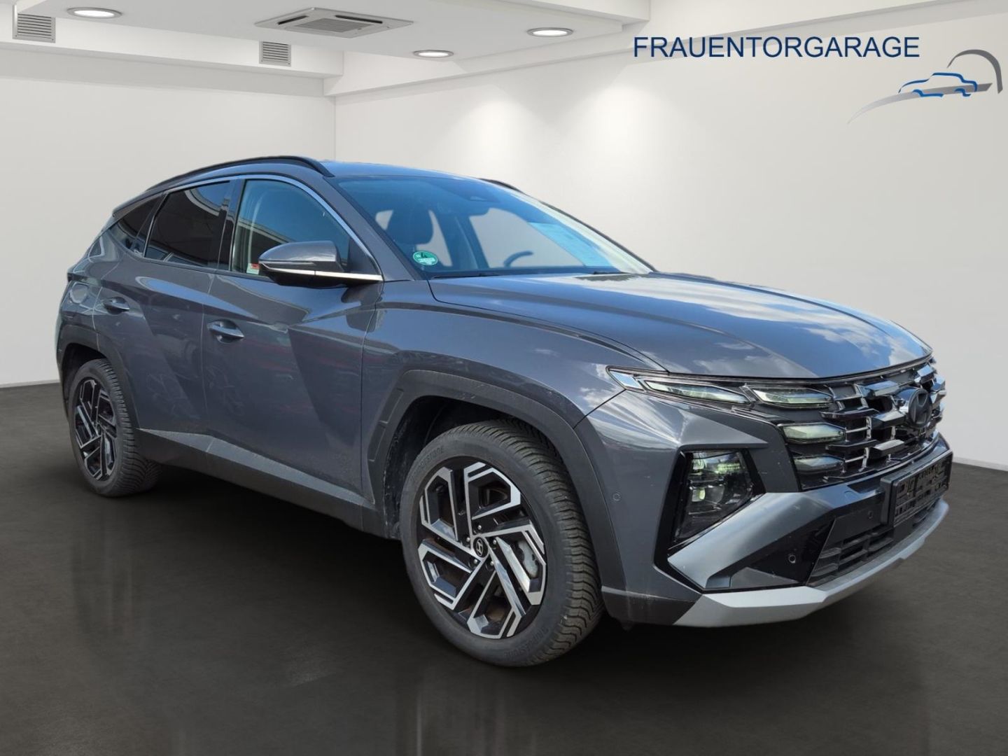 Fahrzeugabbildung Hyundai Tucson FL PHEV (MY25) 1.6 T-GDi (252 PS) 6-AT 4W