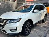 Nissan ROGUE 2.5 SL AWD, LINE ASSIST, LEDER, PANORAMA  - Nissan X-Trail: Von Privat