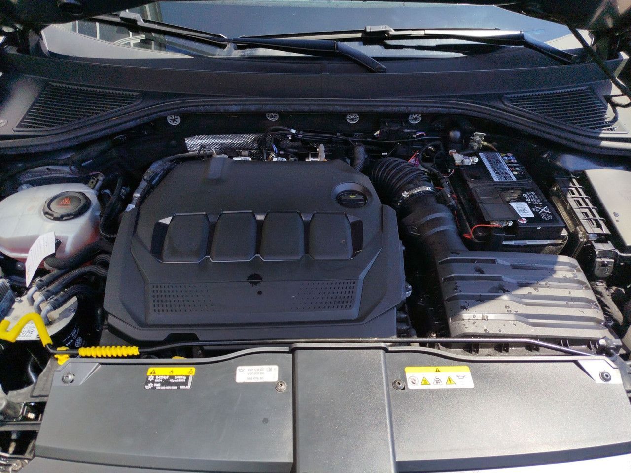 Fahrzeugabbildung Volkswagen T-Roc Style 2.0 TDI SCR 4MOTION 110 kW