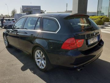 BMW 320 - 6