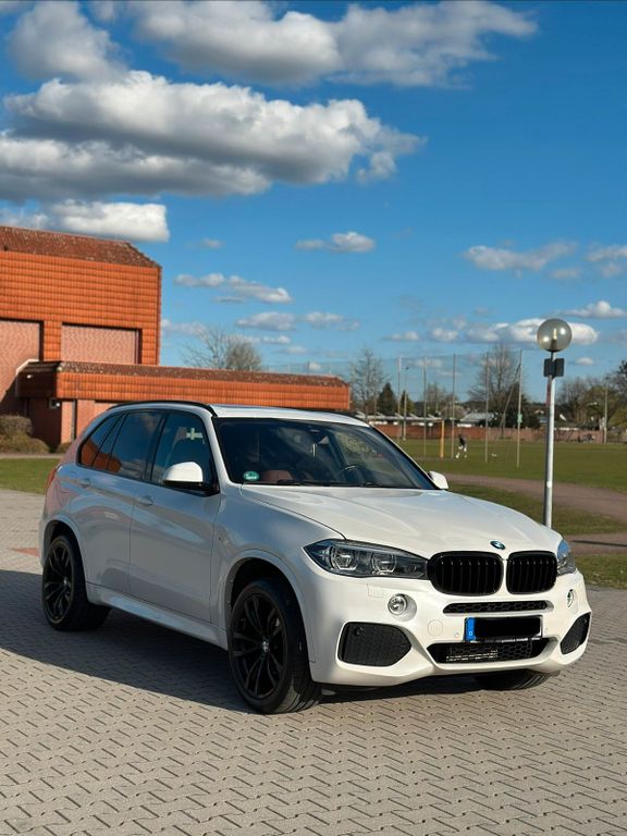 Image of BMW X5