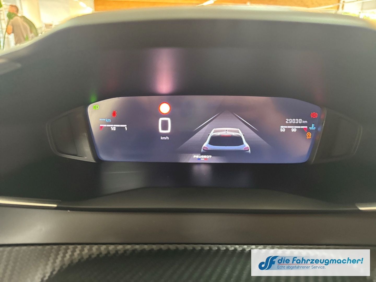 Fahrzeugabbildung Peugeot 208 Allure Navi Digitales Cockpit LED Apple CarP