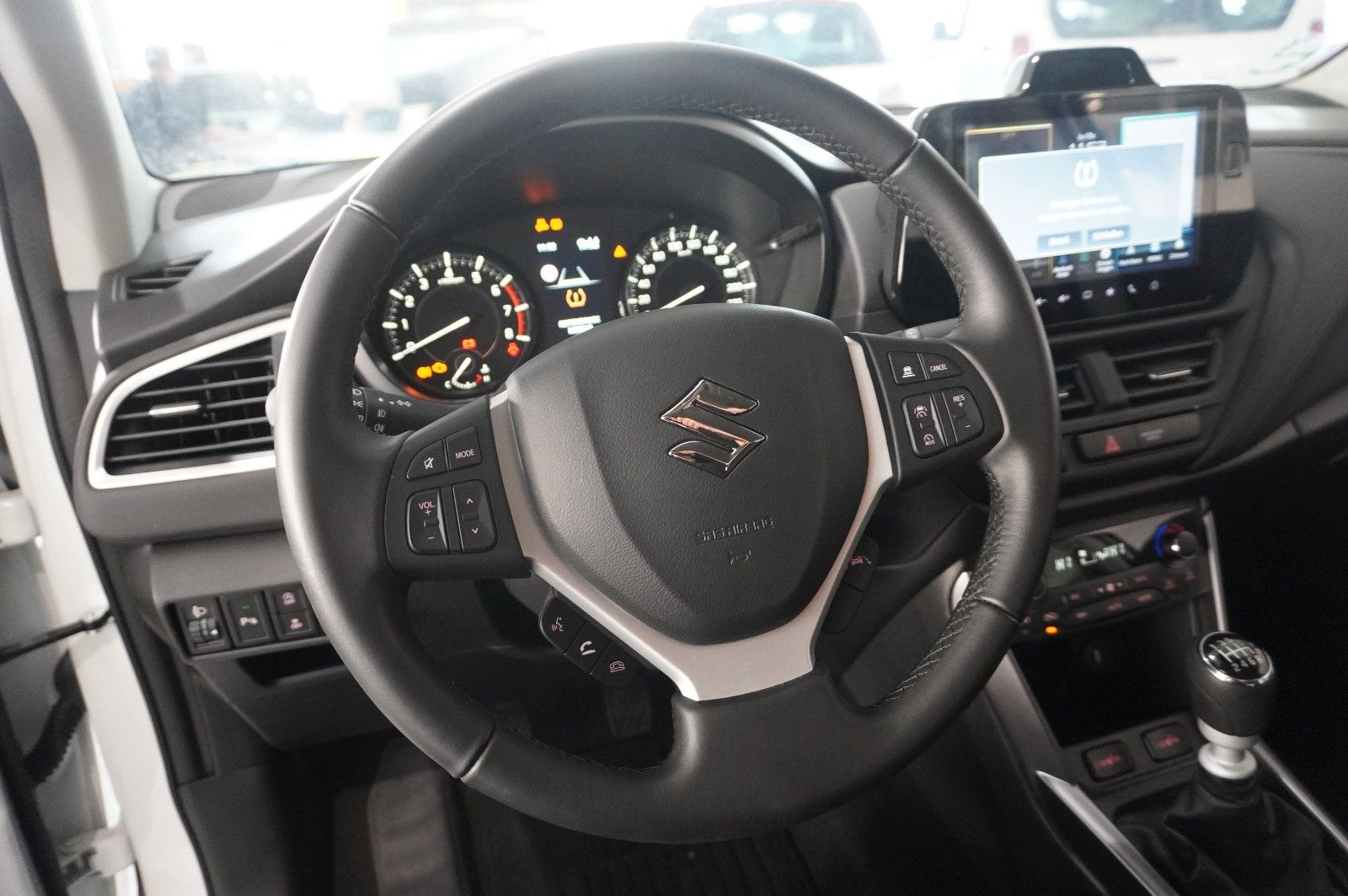 Fahrzeugabbildung Suzuki (SX4) S-Cross 1.4 COMFORT NAVI/LED/KAMERA/SH/DAB