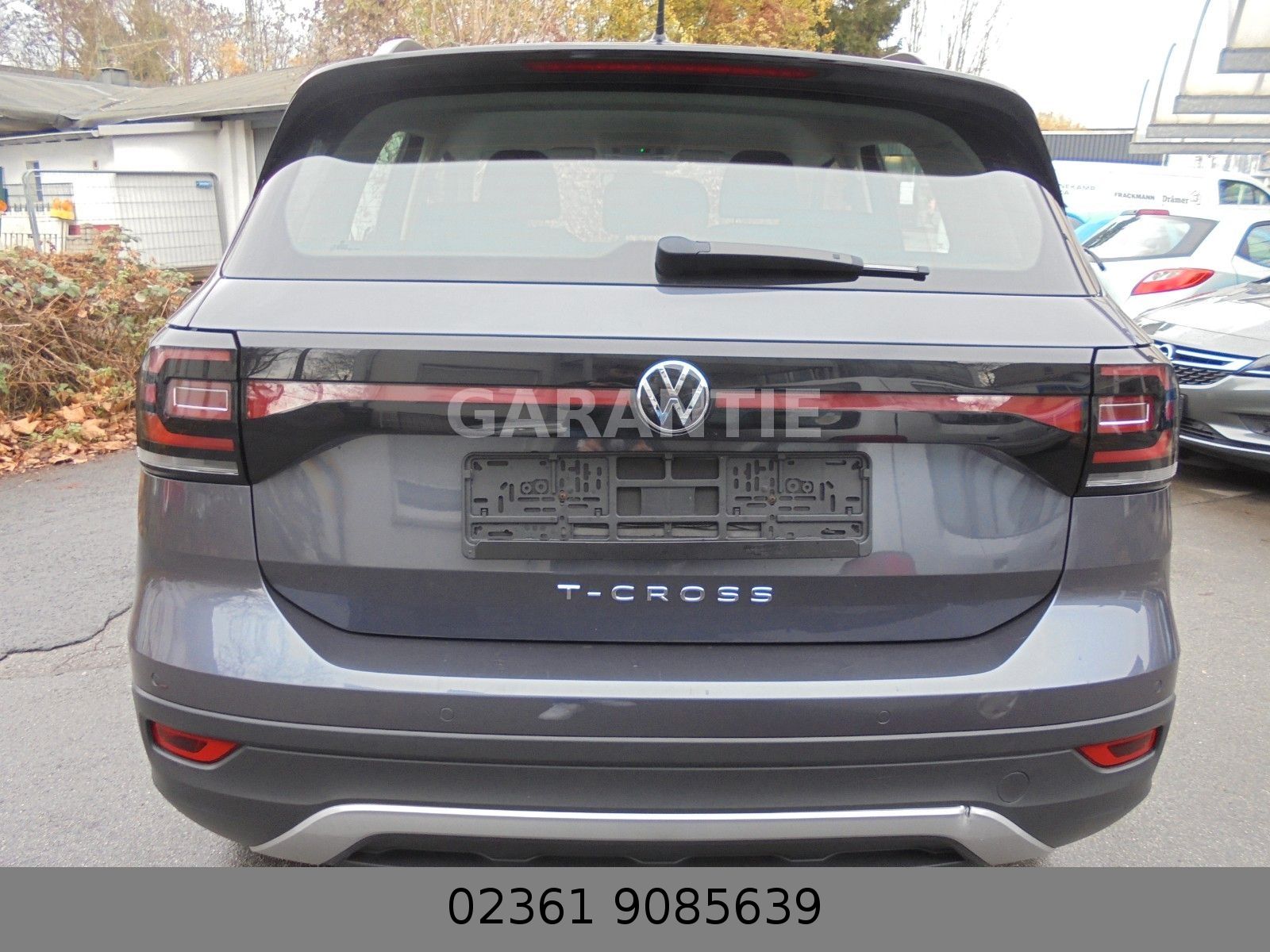 Fahrzeugabbildung Volkswagen T-Cross Life Automatik/Navi/
