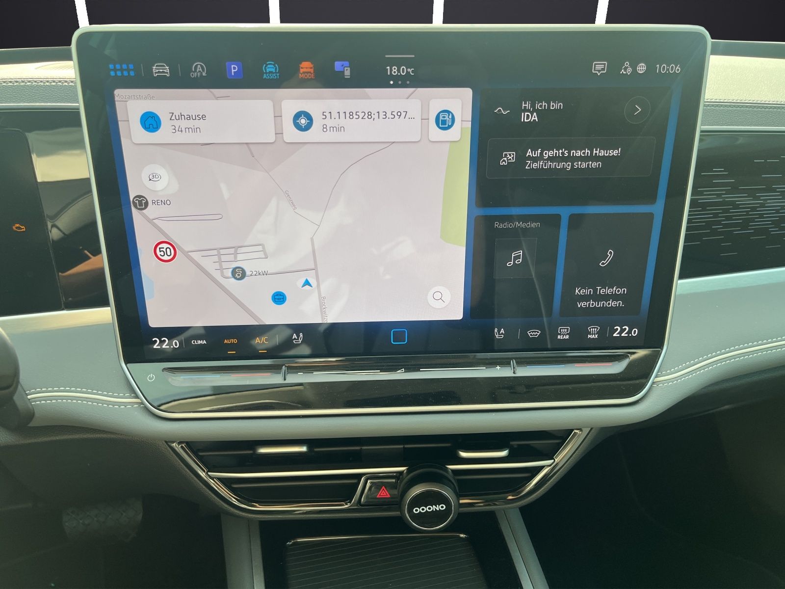 Fahrzeugabbildung Volkswagen Passat 2.0 TDI Elegance DSG LED ACC 18" AHK Lede