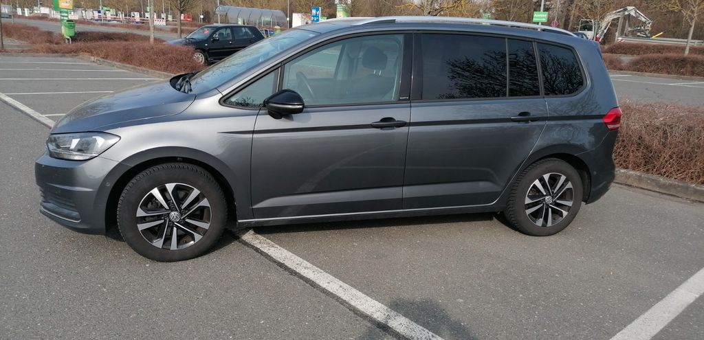 Image of Volkswagen Touran