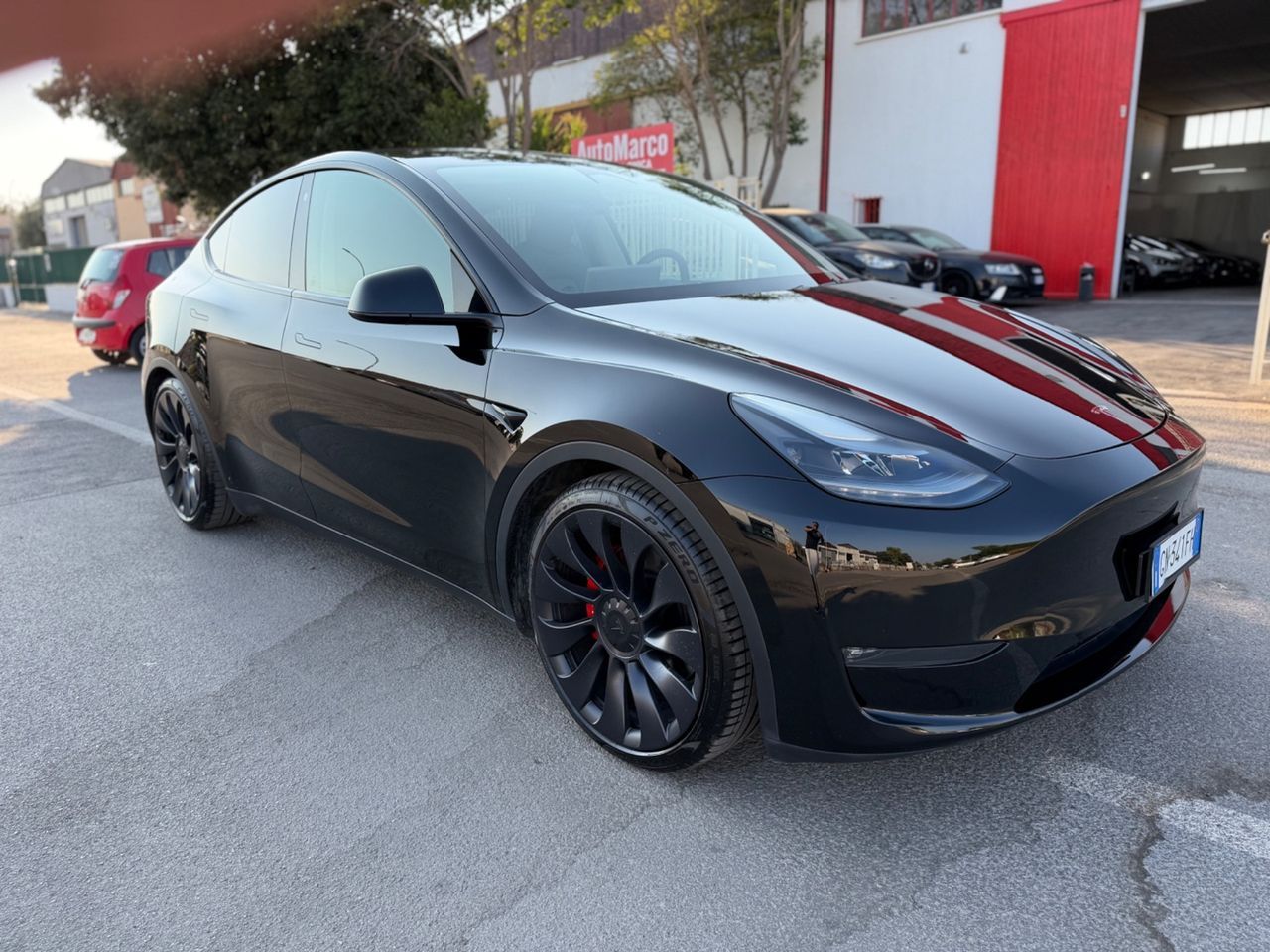 Tesla Model Y AWD Performance