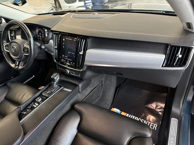 Volvo V90 Kombi Momentum *LED*AndroidAutoAppleCarPlay