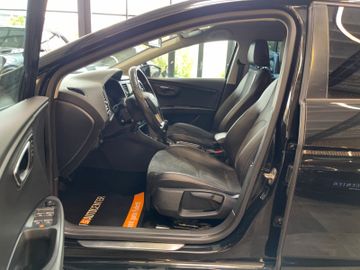 Seat Leon ST FR *ALCANTARA*NAVI*PDC*SZHZ*AHK*