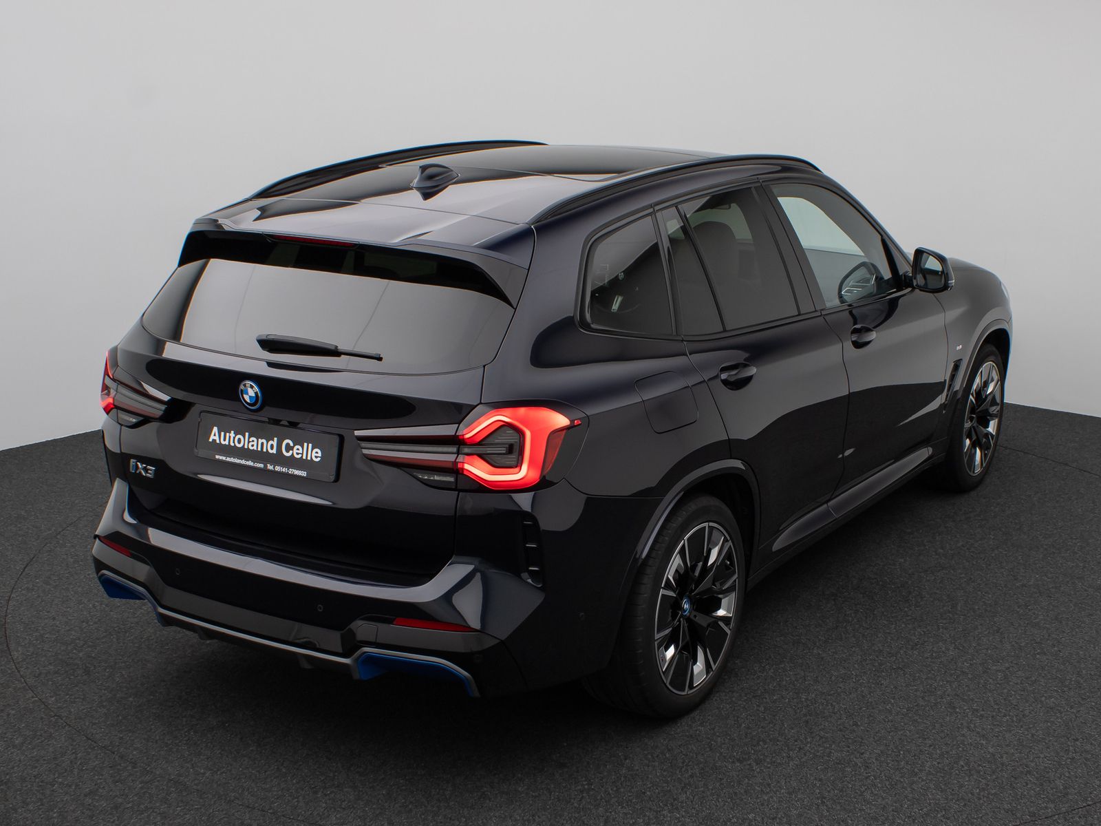 Fahrzeugabbildung BMW iX3 Impressive M Sport Panorama 360°HUD DAB H/K