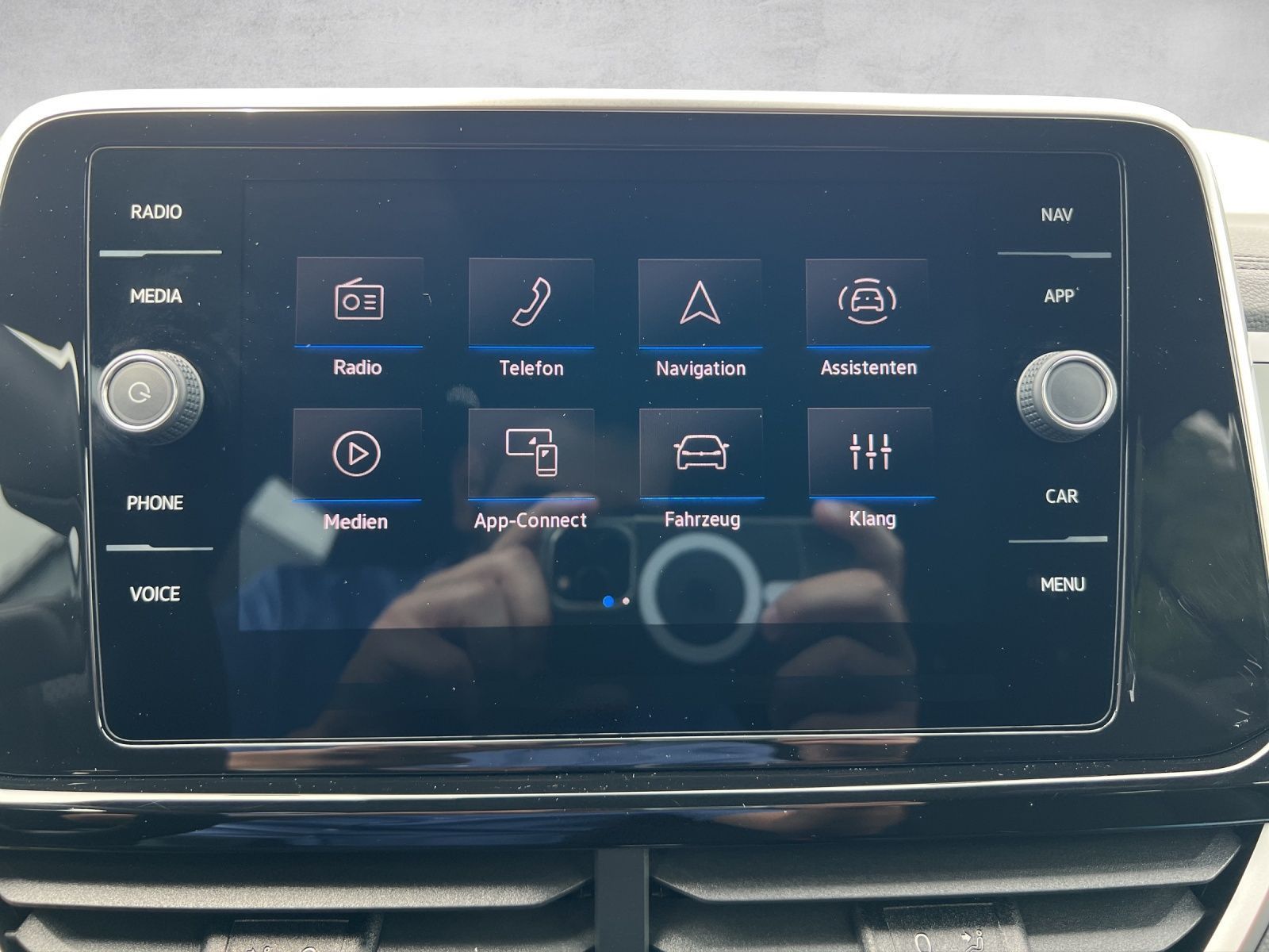 T-Roc R-Line 1.5 TSI DSG AHK*Kamera*ACC*CarPlay