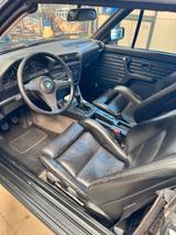 BMW E30 Cabrio 320 i H Kennzeichen - BMW 320 aus 1990: 320i