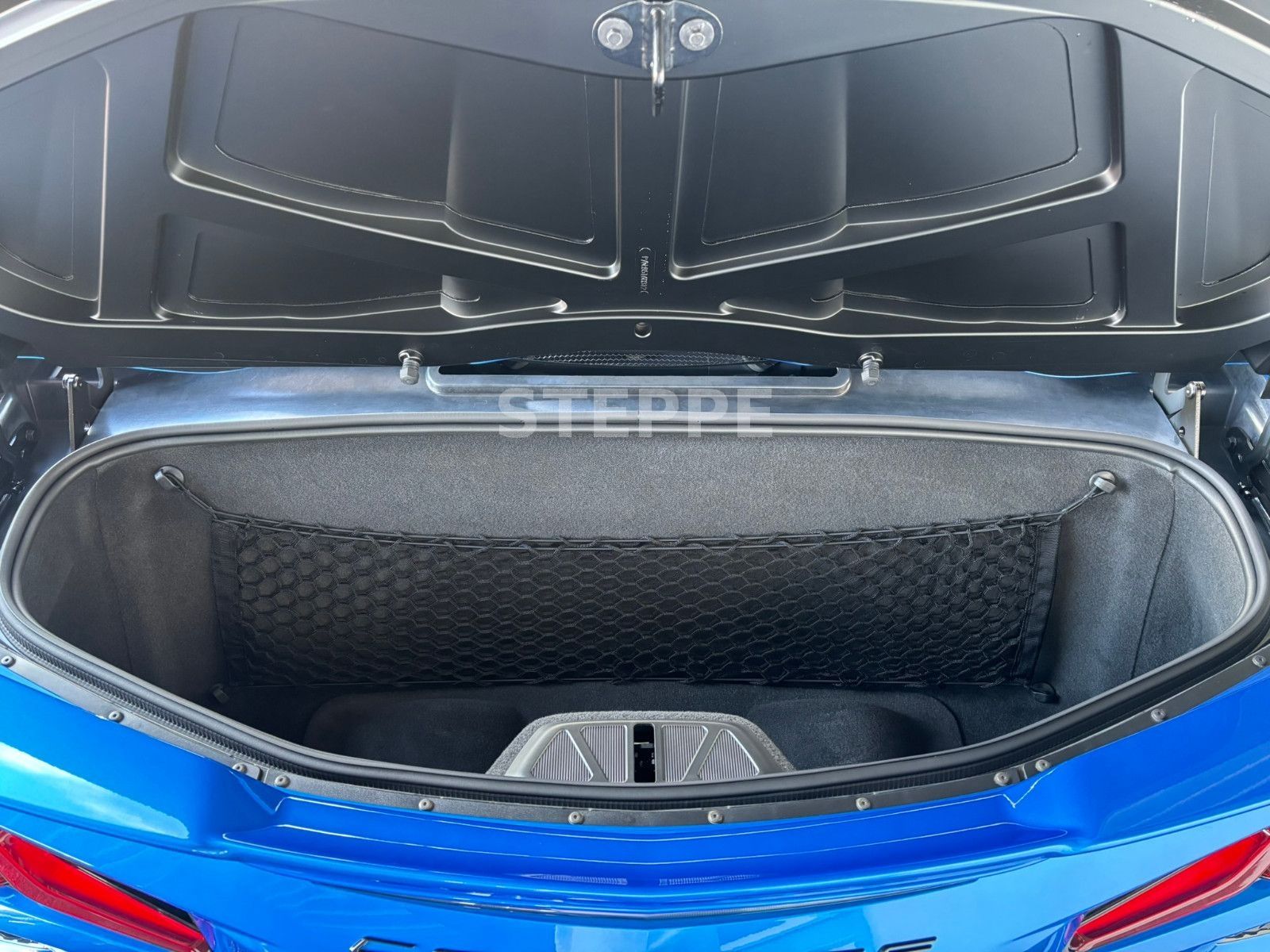 Corvette C8 Stingray Convertible 3LT Europamodell STEPPE