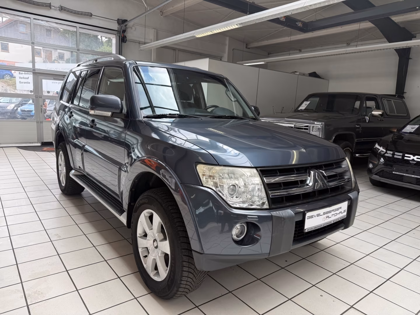 Mitsubishi Pajero IV 3.2 DI-D Instyle 170 ch – BVA - toit ouvrant – 4x4 – 158 666 km