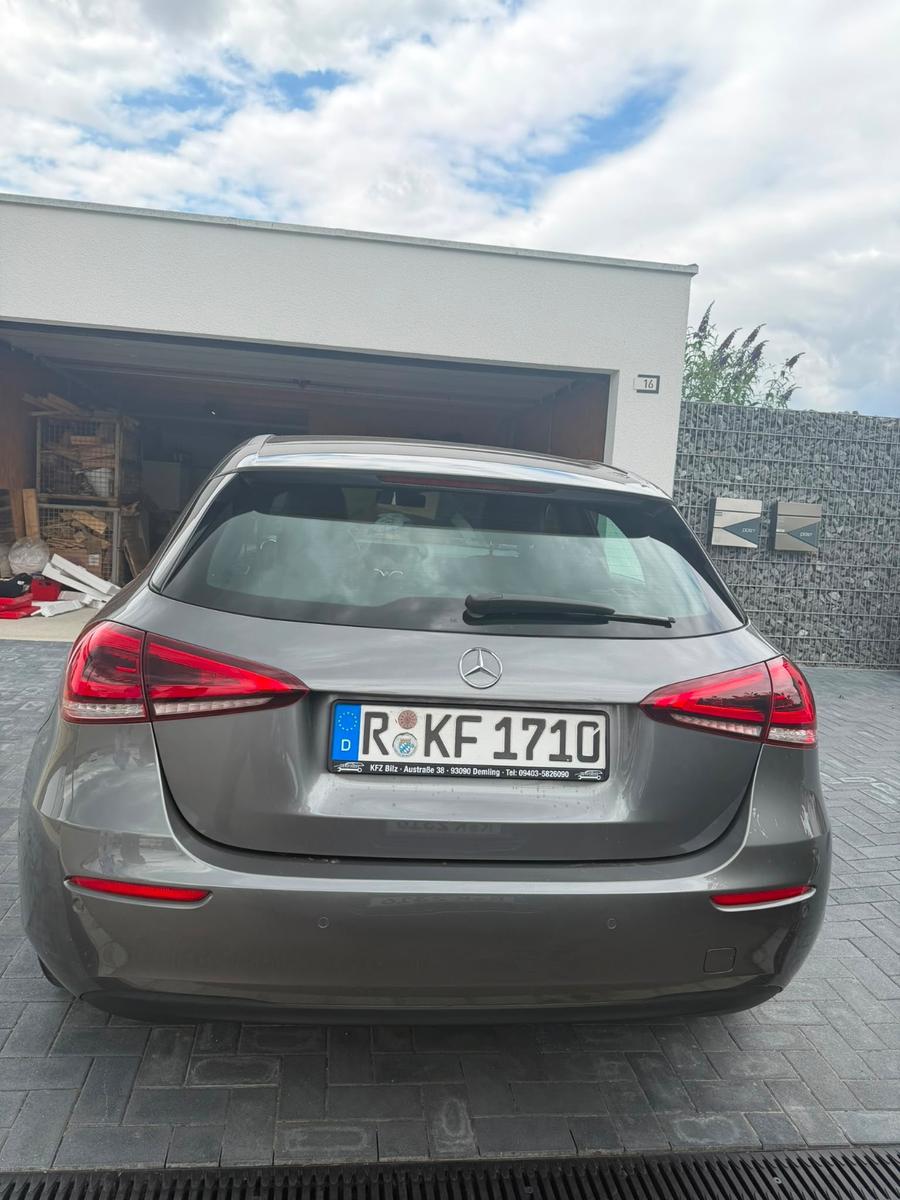 Mercedes-Benz A-Class Top gepflegt, Automatik, Neuer Service & Reifen, миниатюра 7