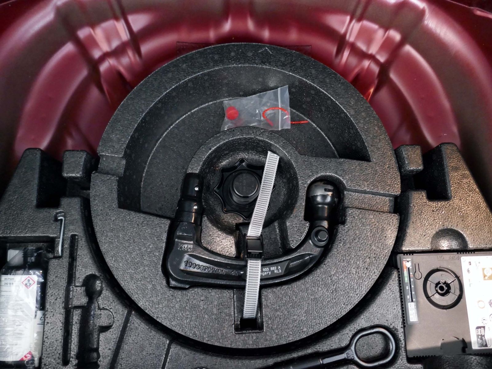 Fahrzeugabbildung Volkswagen T-Roc GOAL 1.5 TSI DSG | LED AHK RFK ACC