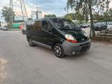 Renault Trafic Fenster klima - Renault Trafic aus 2002