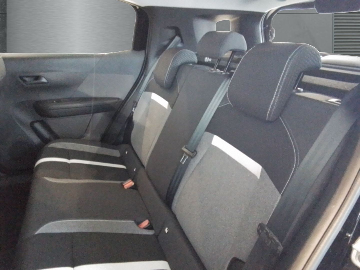 Opel Frontera - Bild 9