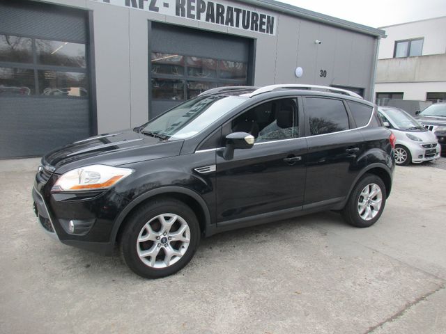 Ford Kuga Champions Edition Navi, Panorama, Alu !!!