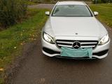 Mercedes-Benz Mercedes Benz E klasse T Modell - Mercedes-Benz 190 mit Diesel-Antrieb: Automatik