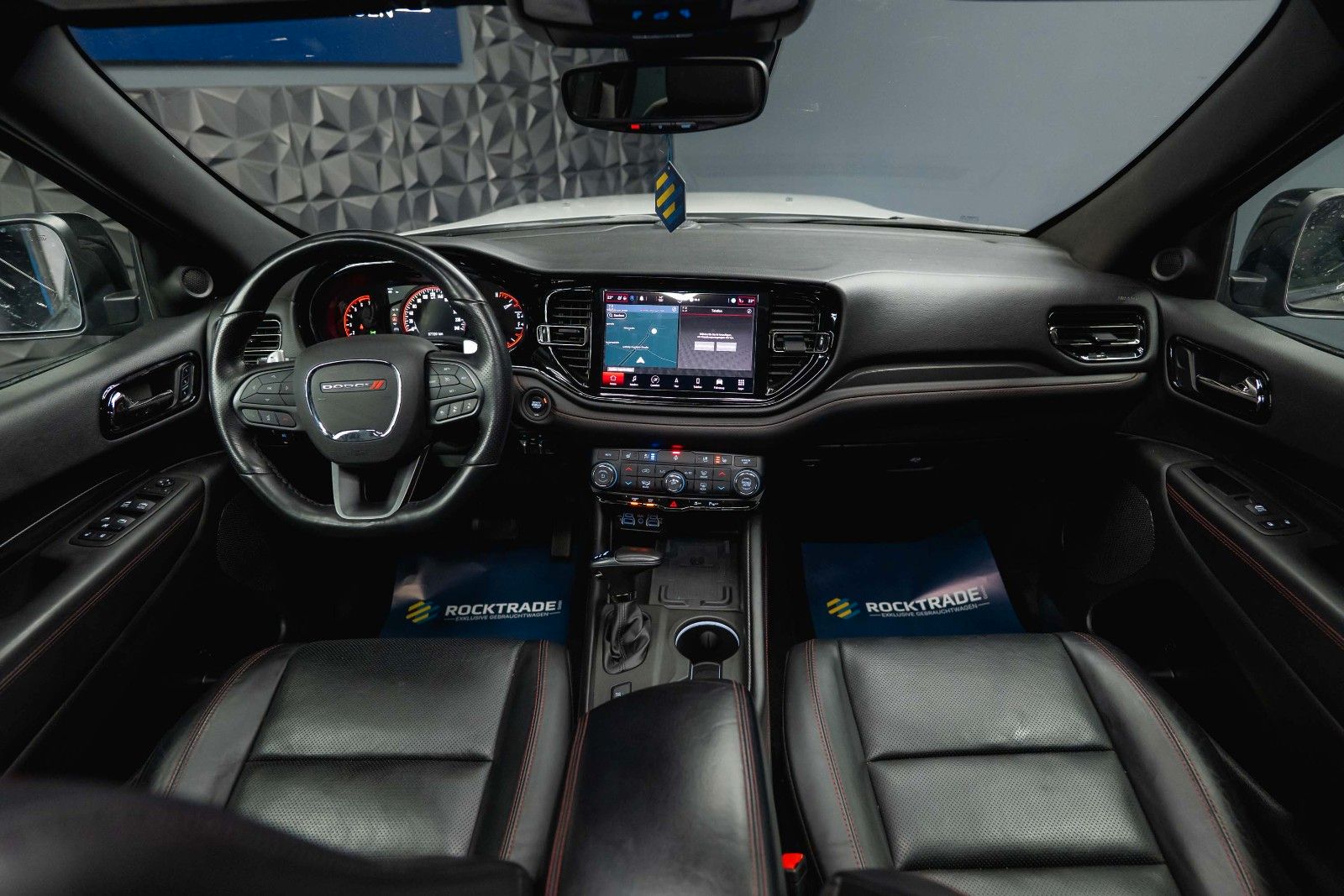 Fahrzeugabbildung Dodge Durango 5.7 V8 R/T SRT STYLE 4x4 Night-Paket ACC