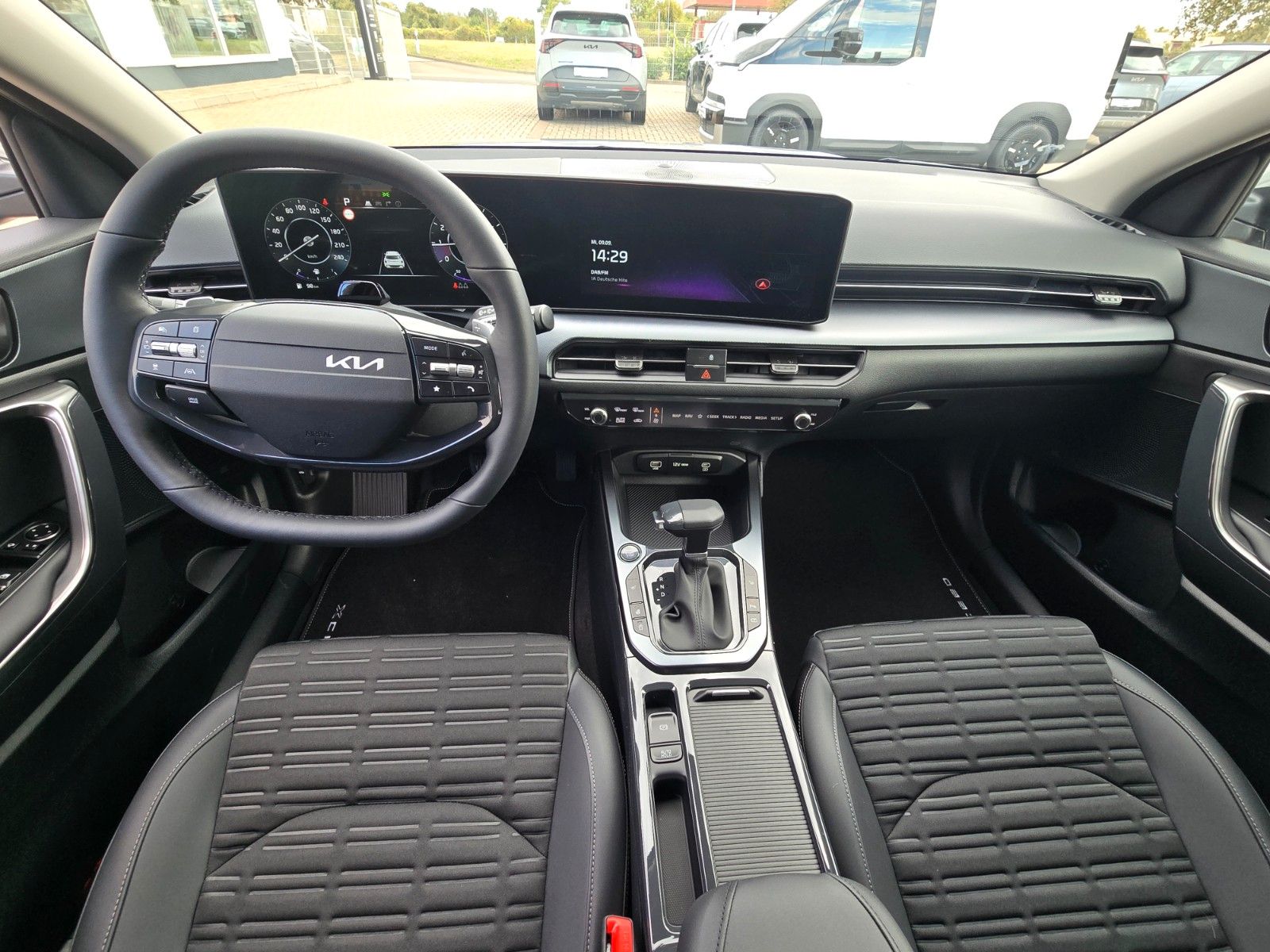 Fahrzeugabbildung Kia XCEED 1.6T 150 DCT VIS KOM+ TEC SD 18"