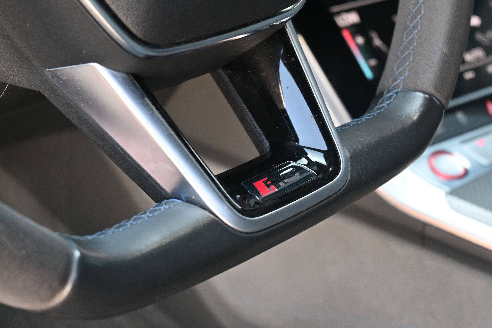 Fahrzeugabbildung Audi RS7 4.0 TFSI*B&O*360°*AMBIENTE*Garantie*22Zoll
