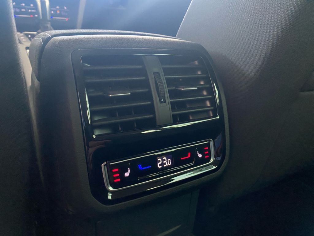 Fahrzeugabbildung Volkswagen Passat Variant 1.4 TSI Hybrid GTE inkl. WR