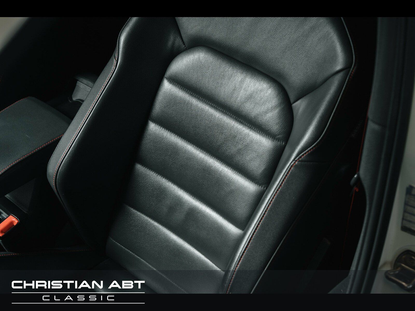 Fahrzeugabbildung Volkswagen Golf VII GTI Clubsport Pano Remus Navi Autom.