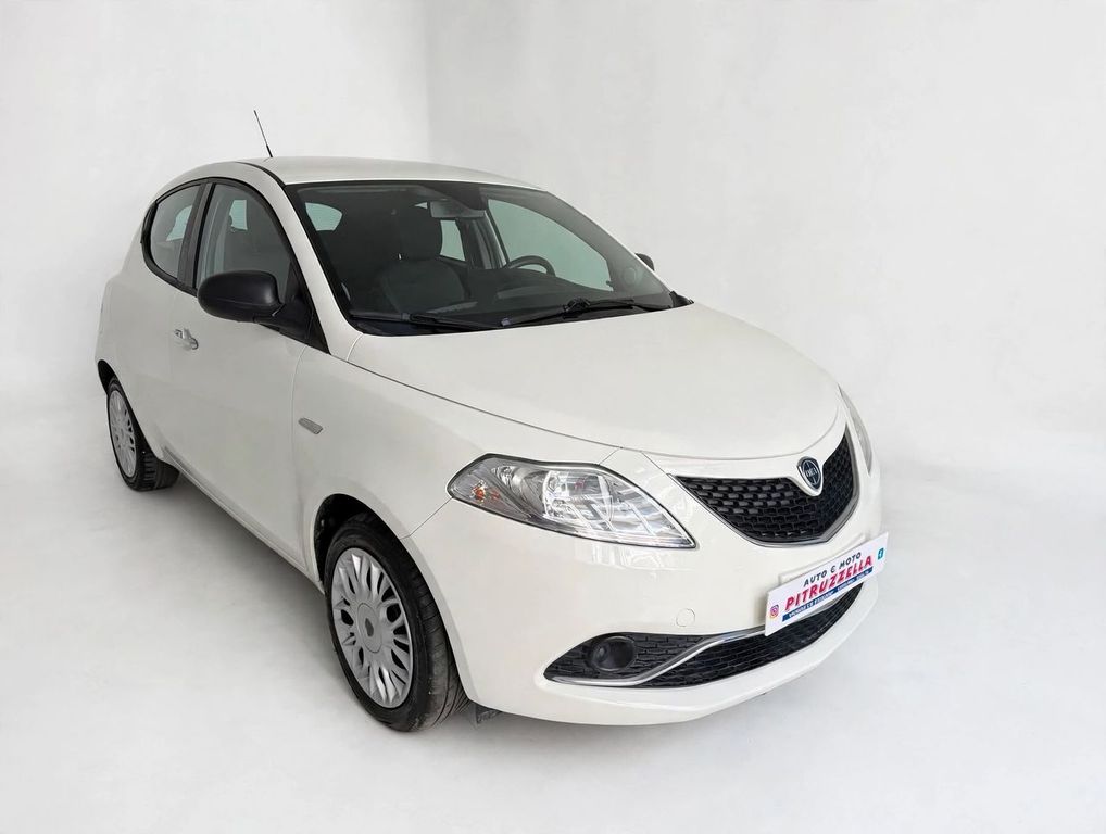 Image of Lancia Ypsilon