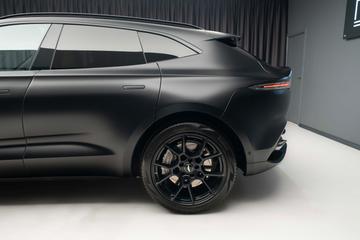 صورة 7 لـ 2022 Aston Martin DBX