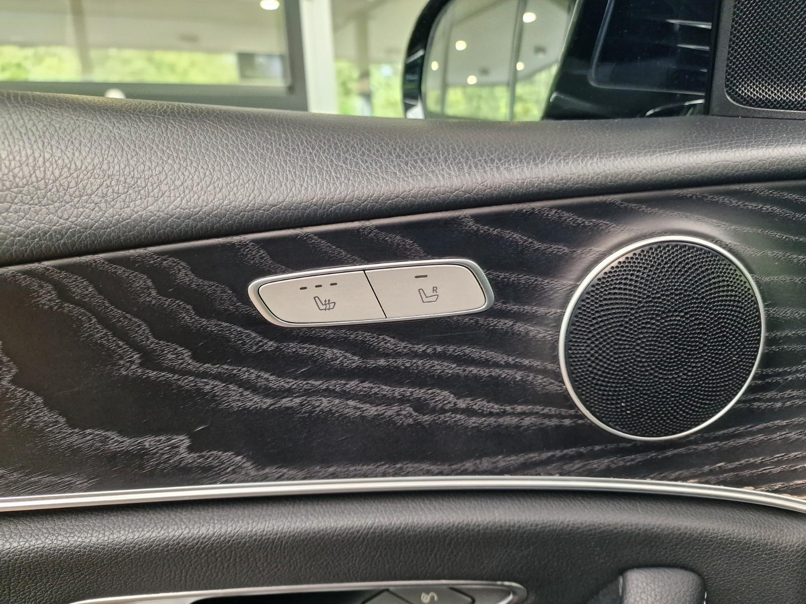Mercedes-Benz E 220d Lim. AVANTGARDE Teilleder/Kamera/LED