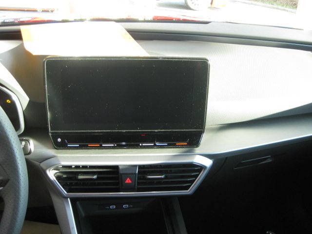 Fahrzeugabbildung SEAT Leon FR 1.4 e-Hybrid DSG