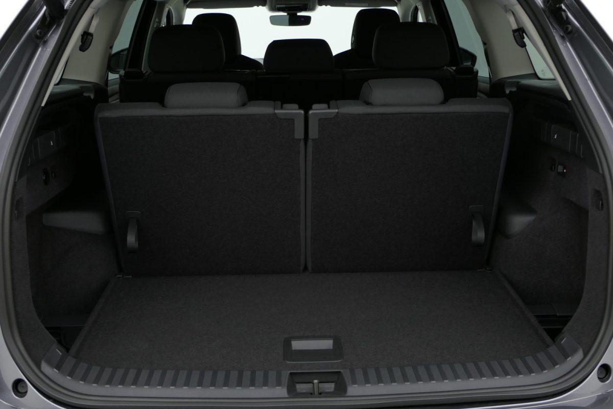 Skoda Kodiaq 1.5 TSI DSG+7SITZ+STANDHZ+CAM+MATRIX+NAV+