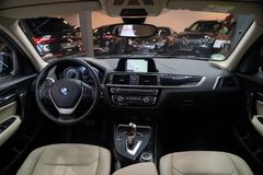 BMW 118 i Urban Line*CAM*LED*LEDER*SHZ*NAVI*TEMPOMAT