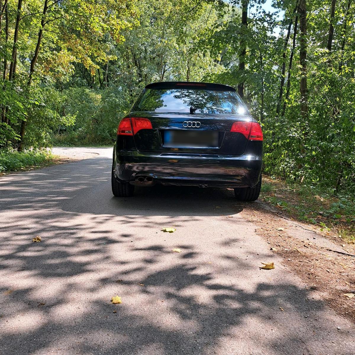 Audi A4 2005 — engine 140 HP (103kW)