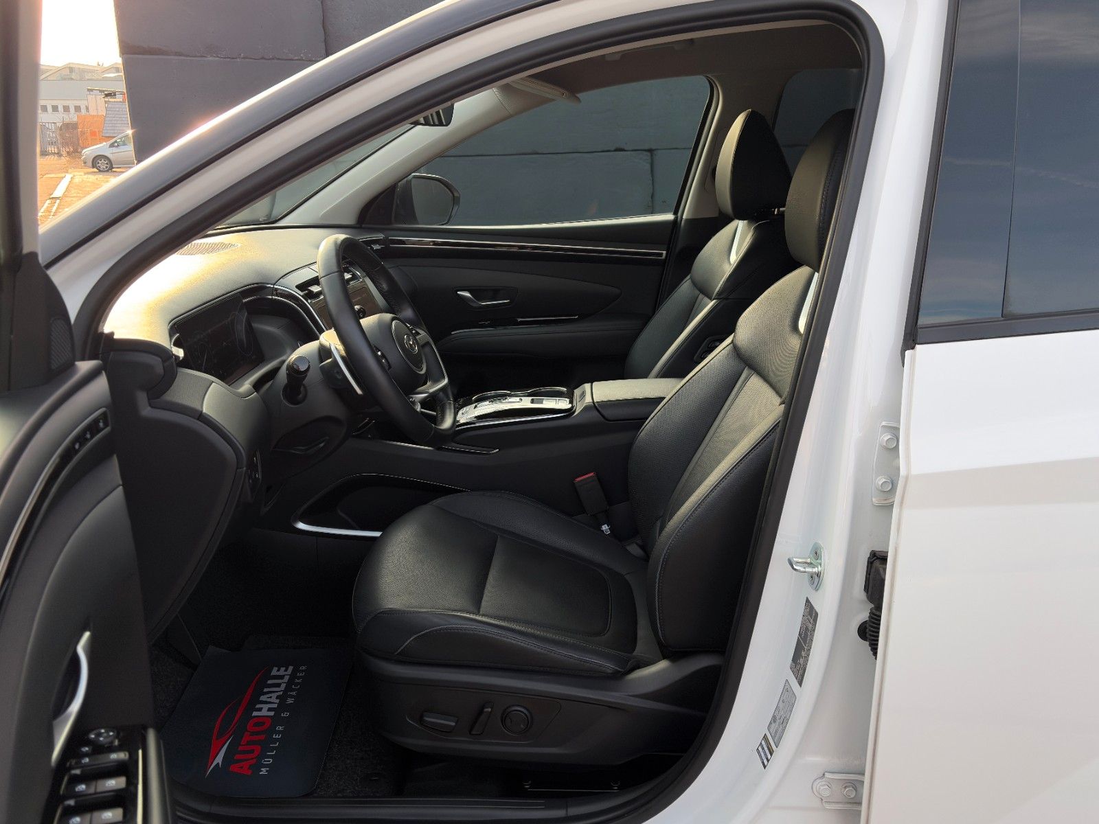 Fahrzeugabbildung Hyundai Tucson 1.6 T-GDI PHEV 4WD Prime Leder 360° ACC