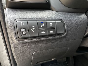 Fahrzeugabbildung Hyundai TUCSON FL 1.6 T-GDI 2WD DCT Premium LEDER SD AHZ