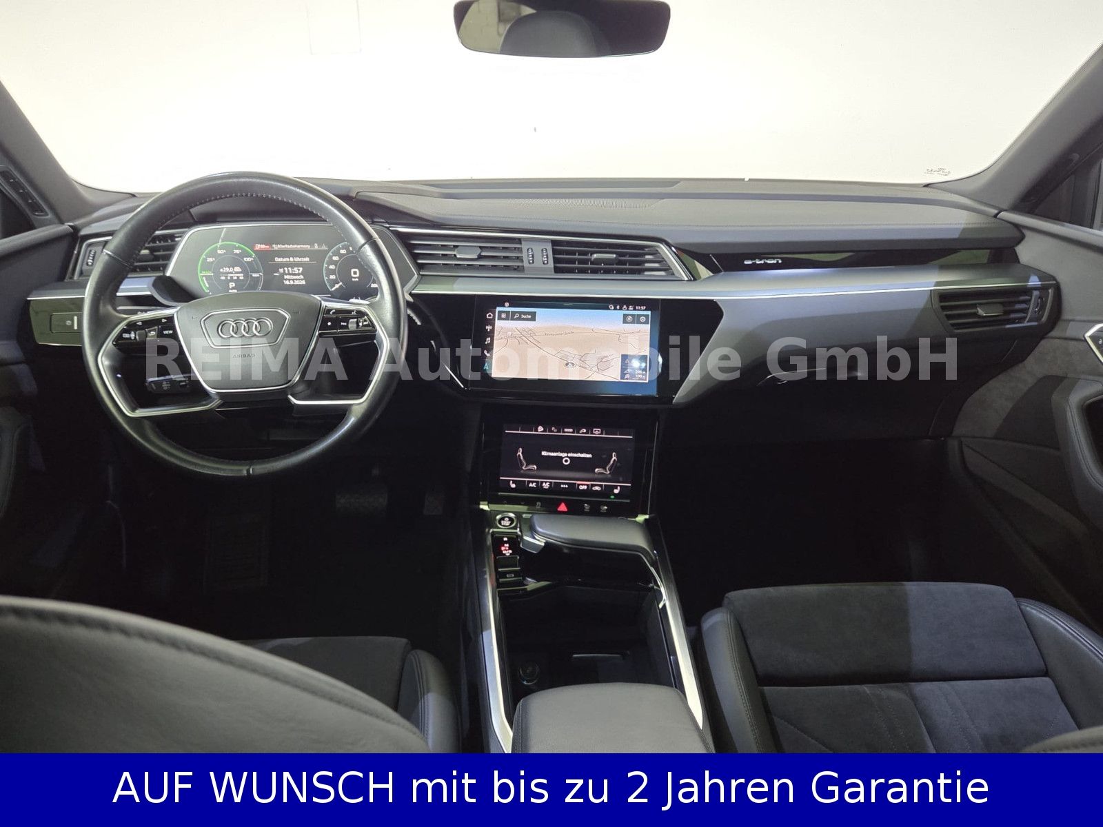 Fahrzeugabbildung Audi e-tron Sportback 55 quattro, Matrix, ACC