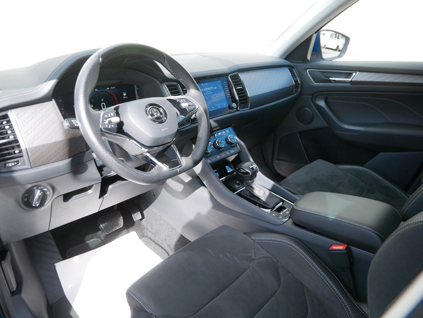 Fahrzeugabbildung SKODA Kodiaq 2.0 TDI STYLE DSG Kamera MATRIX SHZ+LHZ