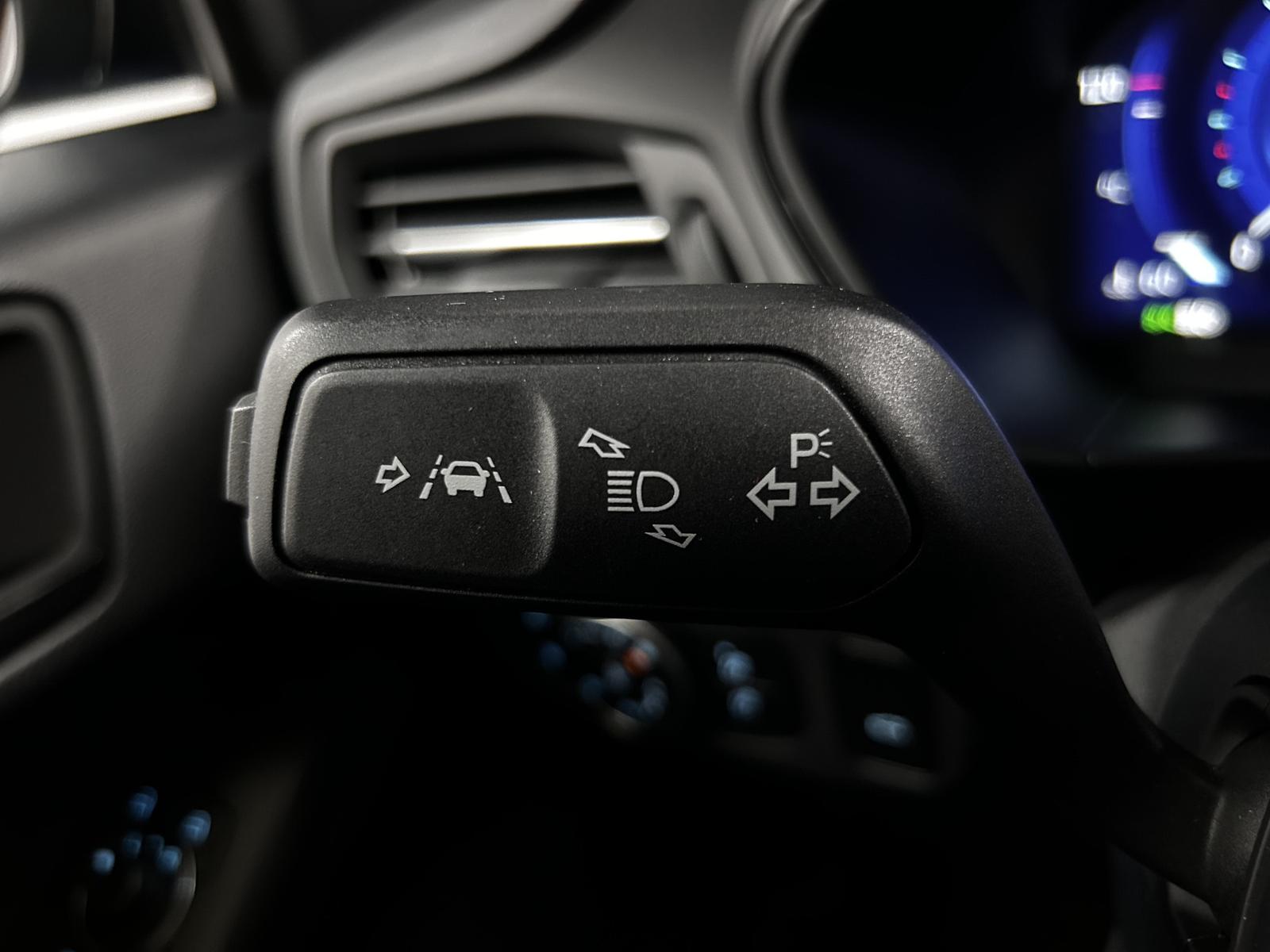 Ford Focus ST-Line X+W-Paket+LED+Navi+Temp+Kam+DAB, миниатюра 24